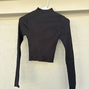 2Bella Ribbed Mock Neck Top